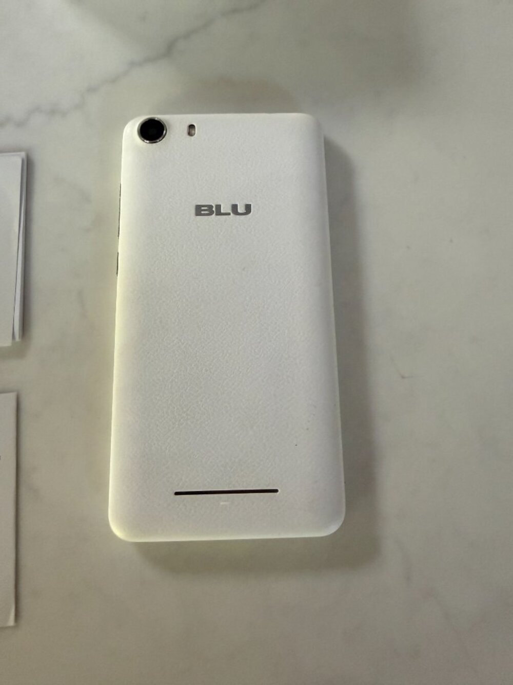 Android BLU 5.0 Cell Phone - Picture 5 of 7